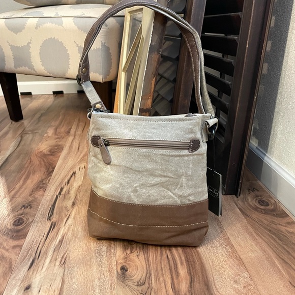 Myra Bag- Leather Star Crossbody - Picture 12 of 14